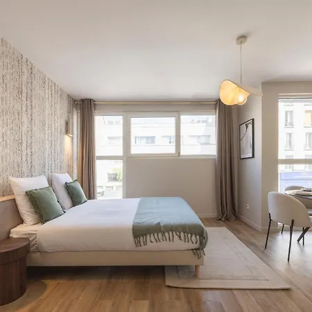 Moderne Et Climatise - Proche Paris *